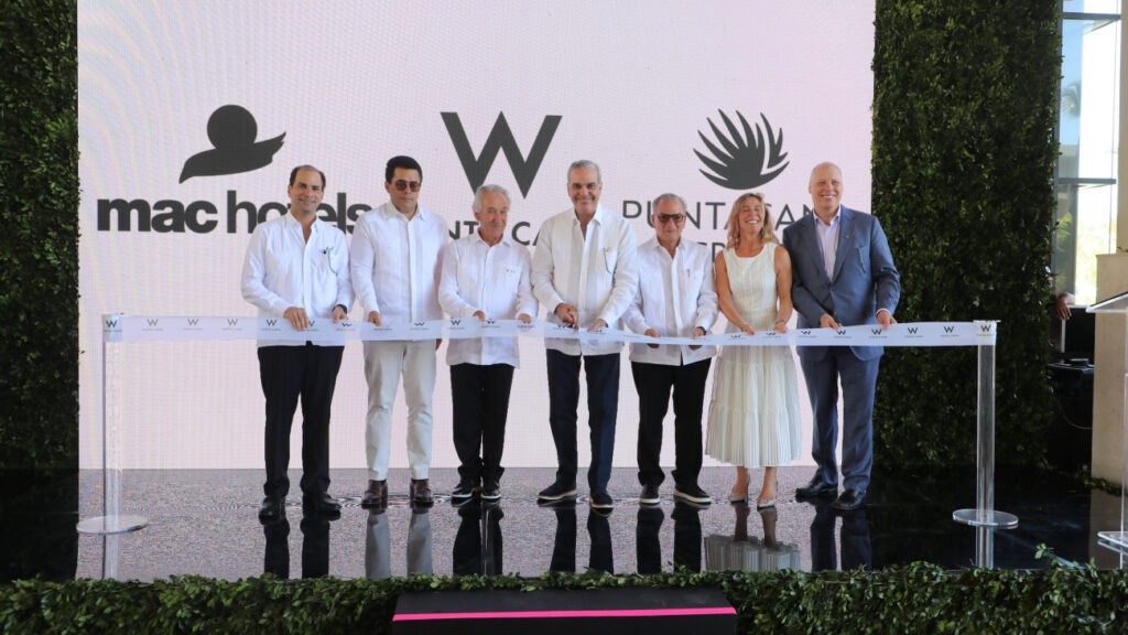 Inauguración del hotel W en Punta Cana.