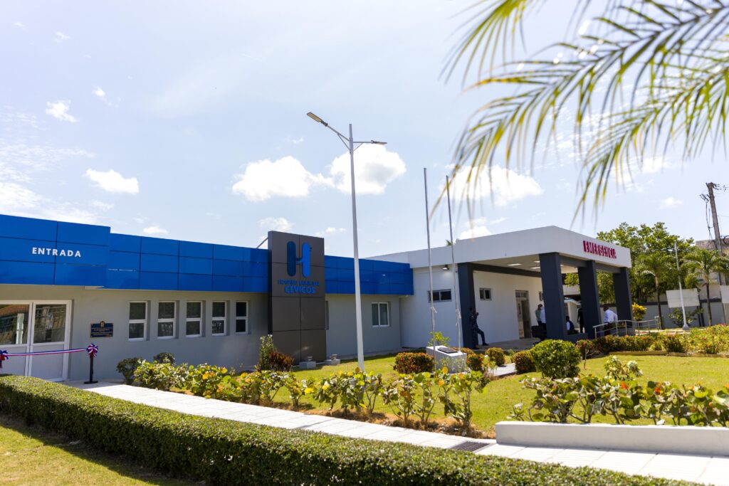 Fachada del Hospital Municipal en Cevicos.