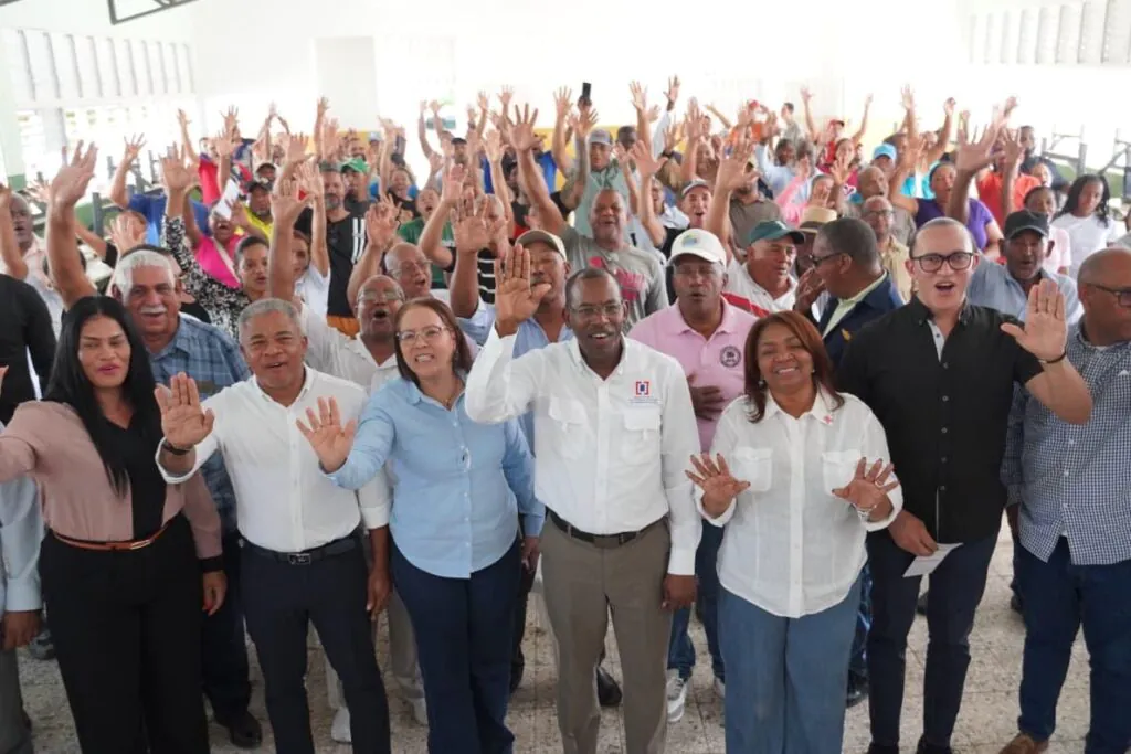Gobierno beneficiará con título de propiedad a 2,520 personas en la  provincia de San Juan - Teleuniverso TV